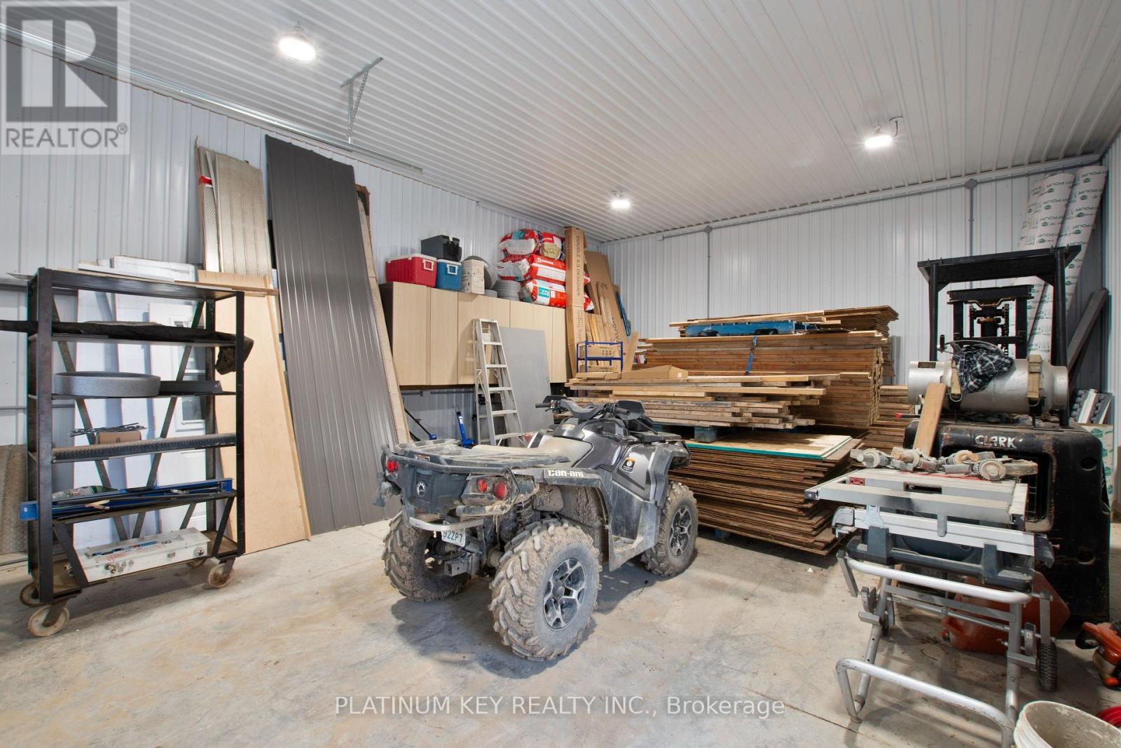 293 MAIN STREET - 33