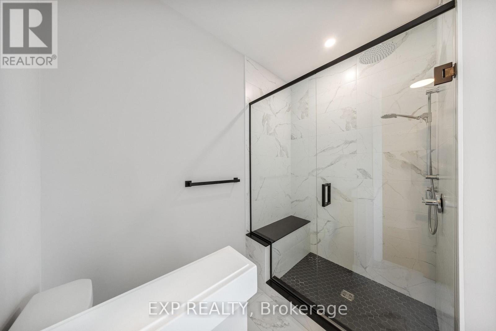 204 MERRITT COURT - 11