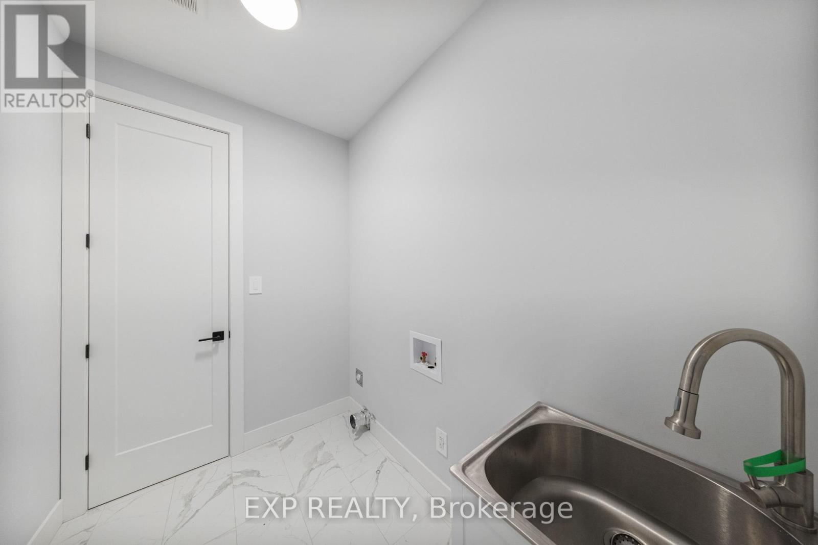 204 MERRITT COURT - 13