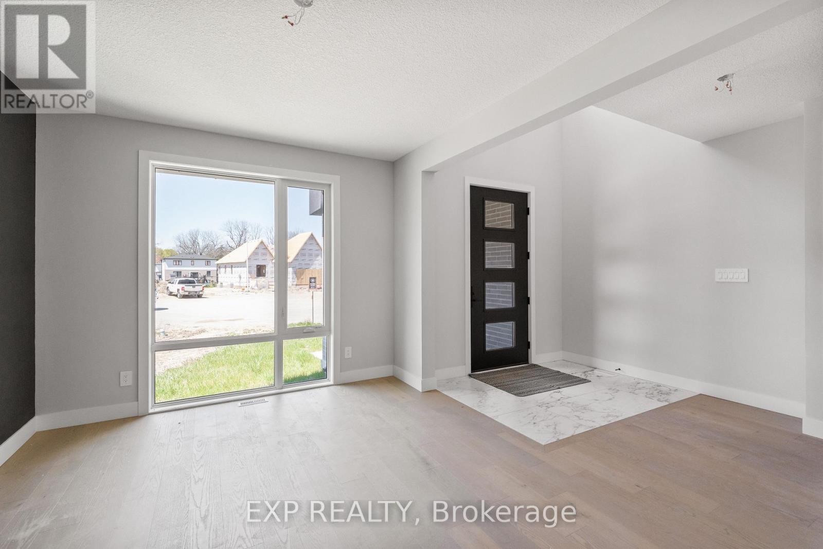 204 MERRITT COURT - 29