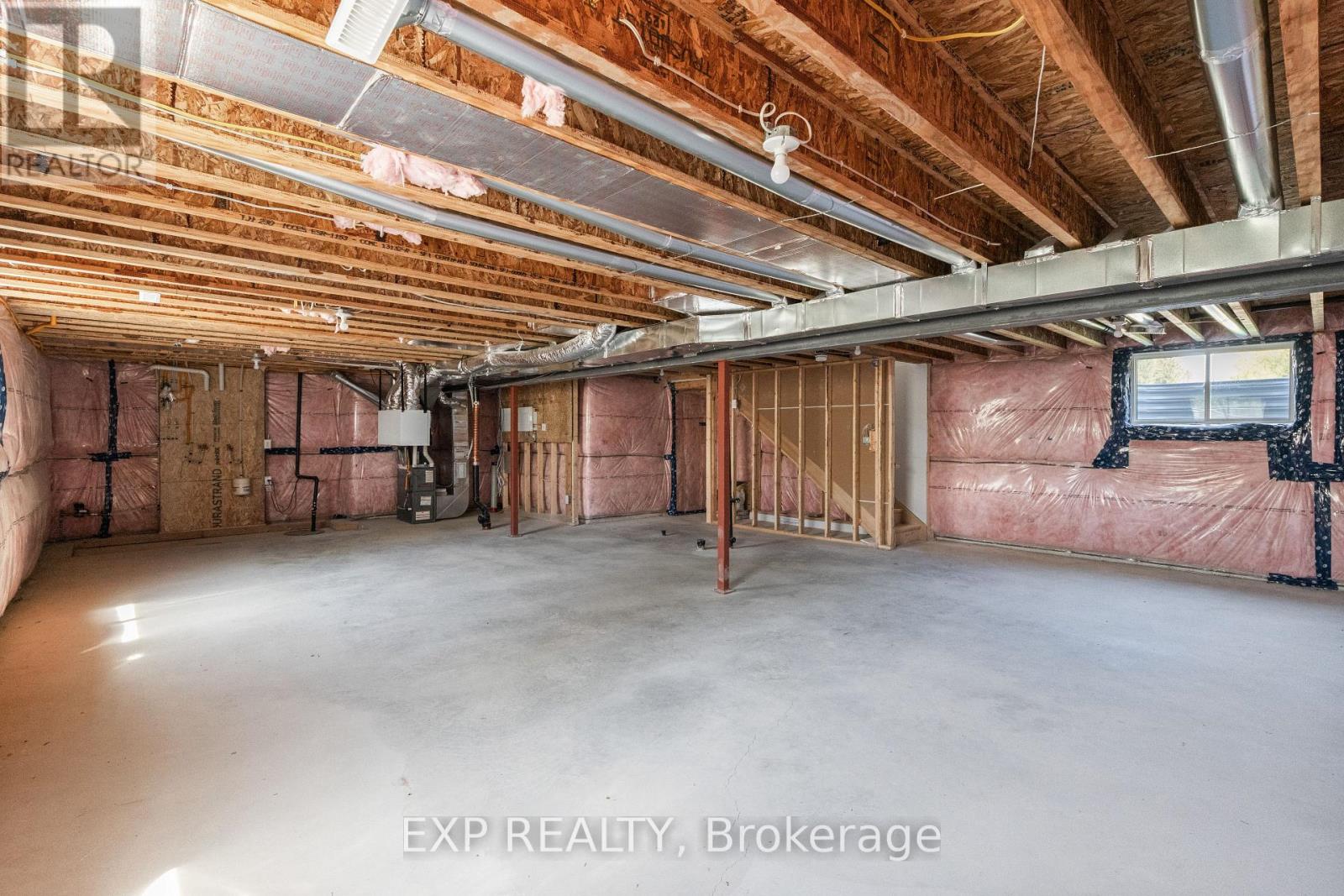 204 MERRITT COURT - 37