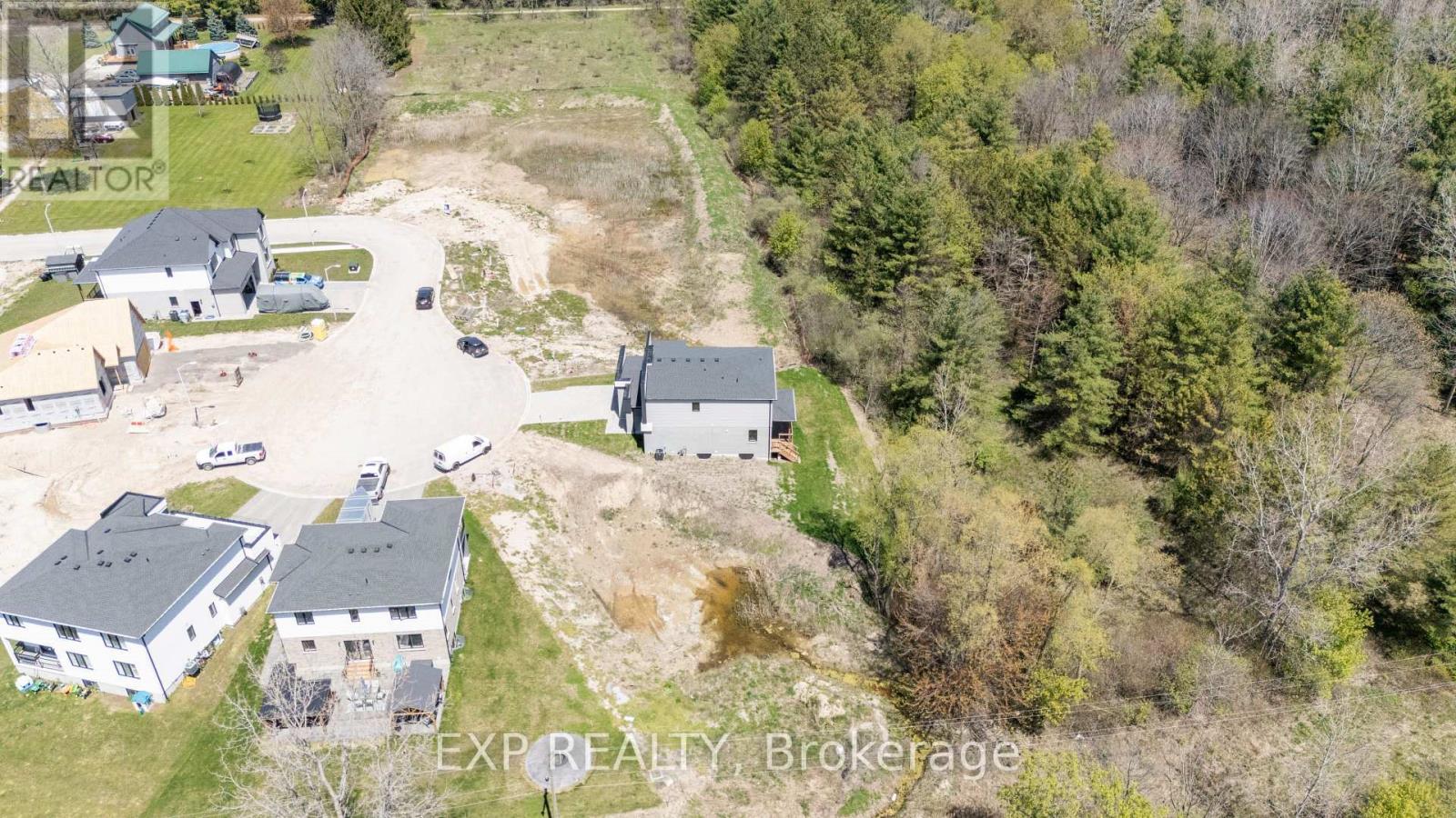 204 MERRITT COURT - 40