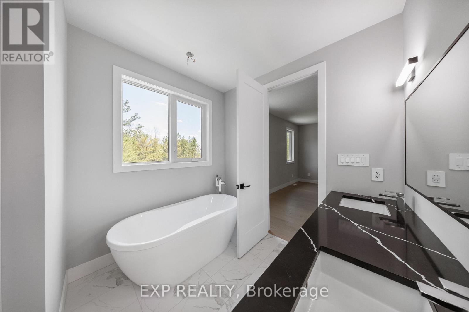 204 MERRITT COURT - 8