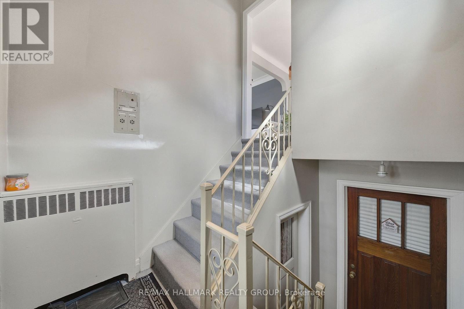 Front vestibule