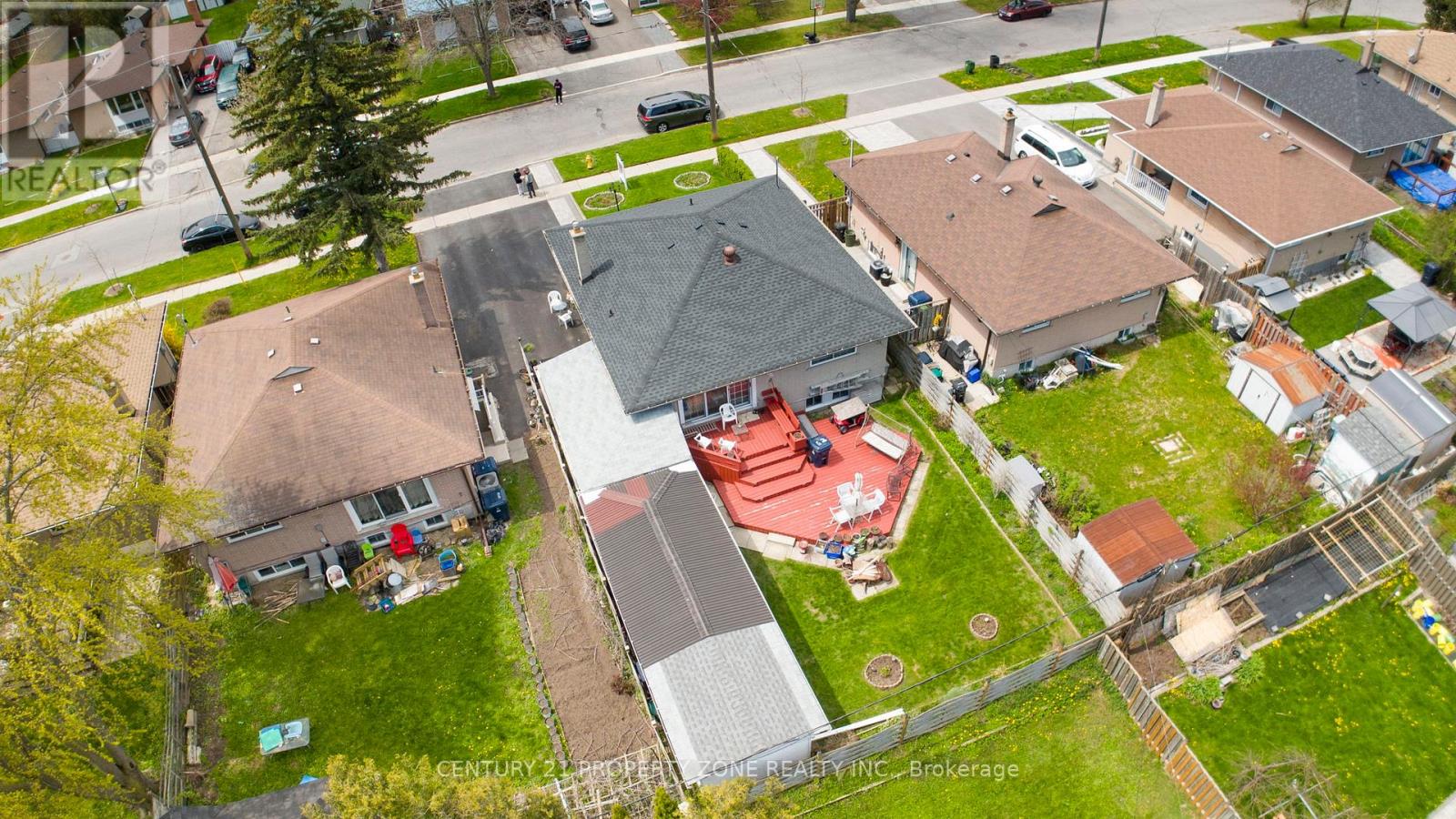 62 SUNDANCE CRESCENT - 2