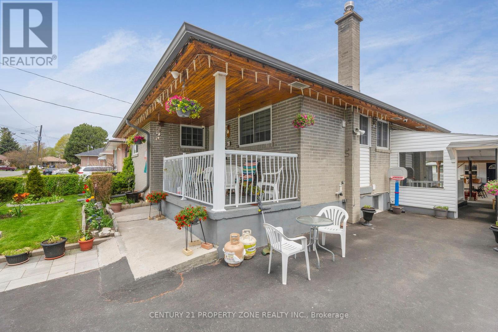 62 SUNDANCE CRESCENT - 7