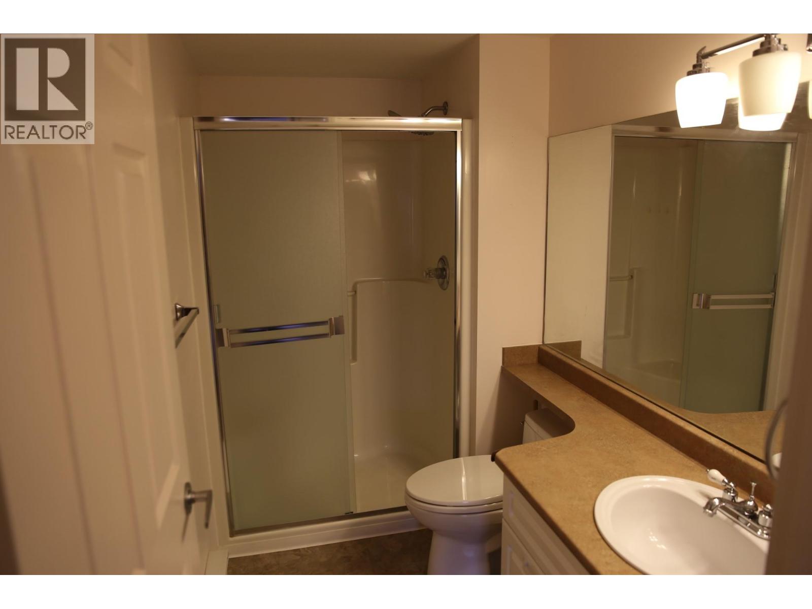 #302 360 Battle Street - 18