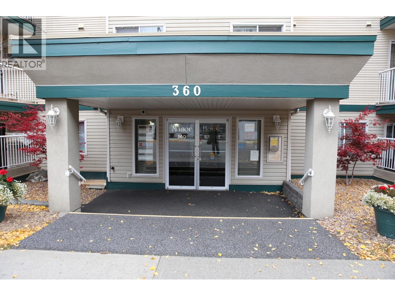 #302 360 Battle Street - 21