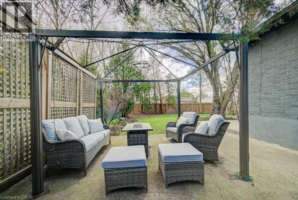 1486 AUGUSTINE Drive - 33