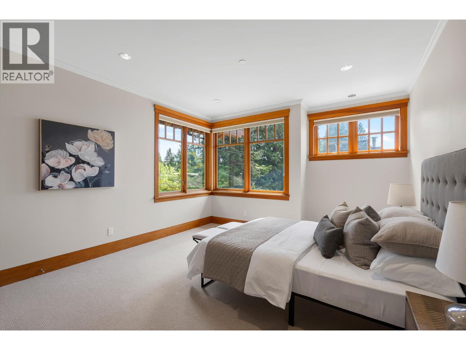 3091 MATHERS AVENUE, West Vancouver