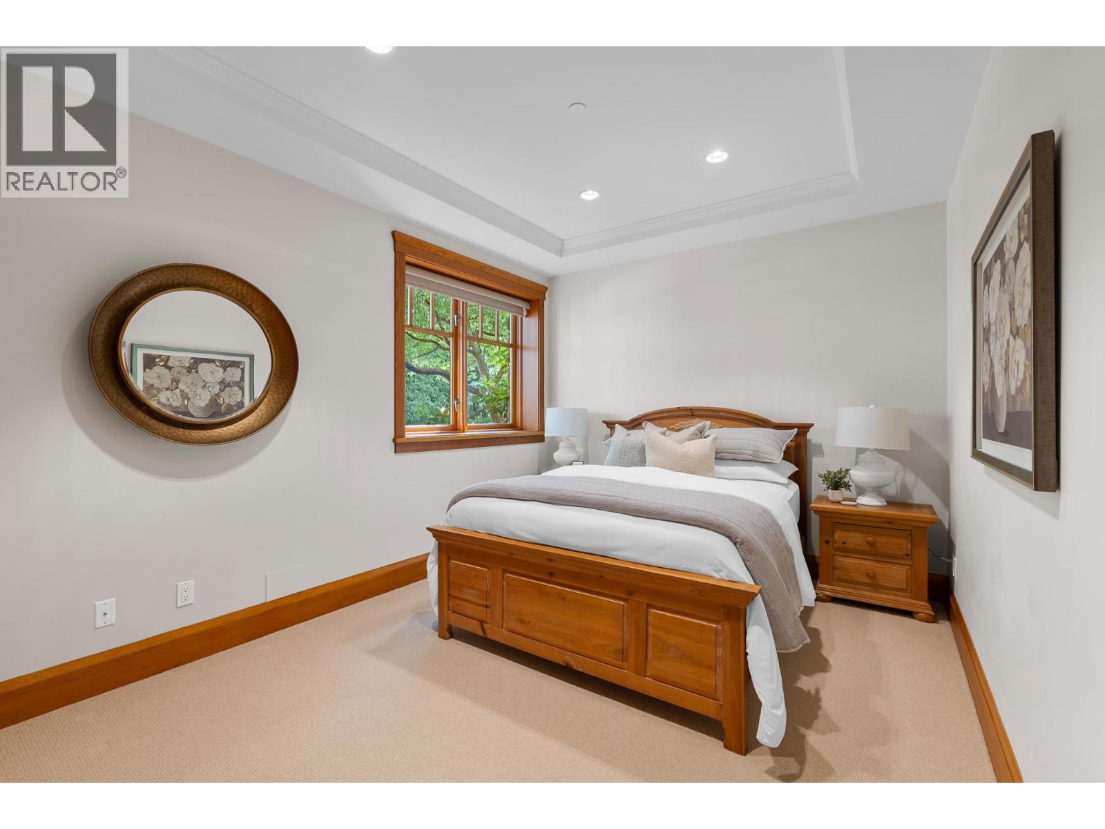 3091 MATHERS AVENUE, West Vancouver