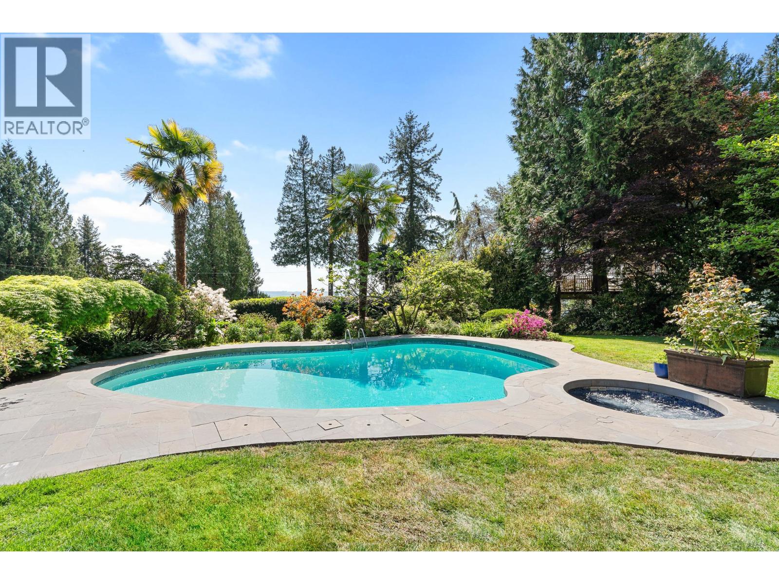 3091 MATHERS AVENUE, West Vancouver