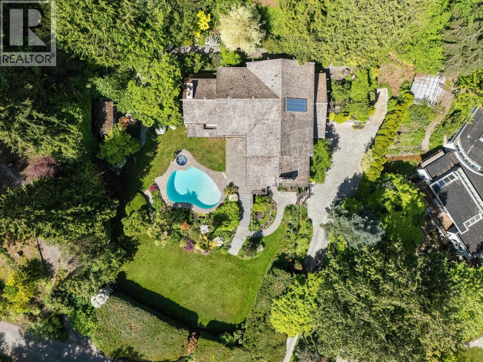 3091 MATHERS AVENUE, West Vancouver