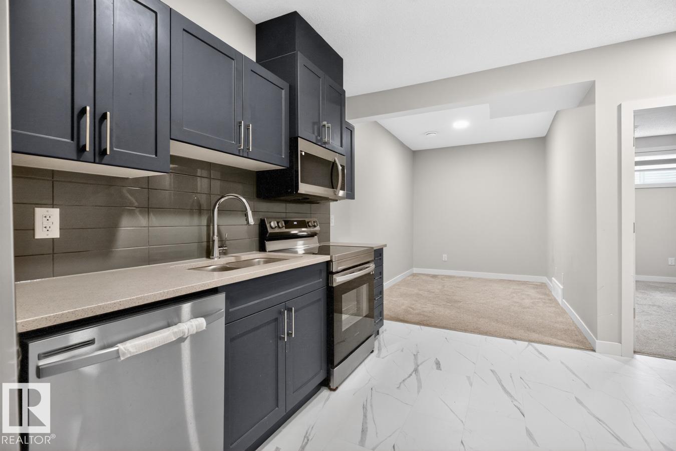 3214 9 ST NW - 30
