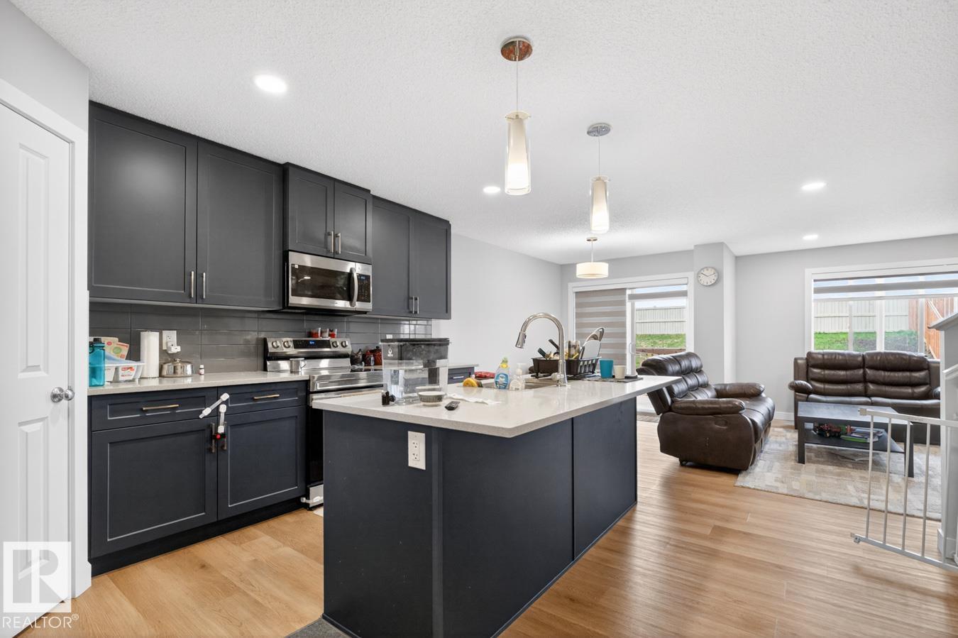 3214 9 ST NW - 6