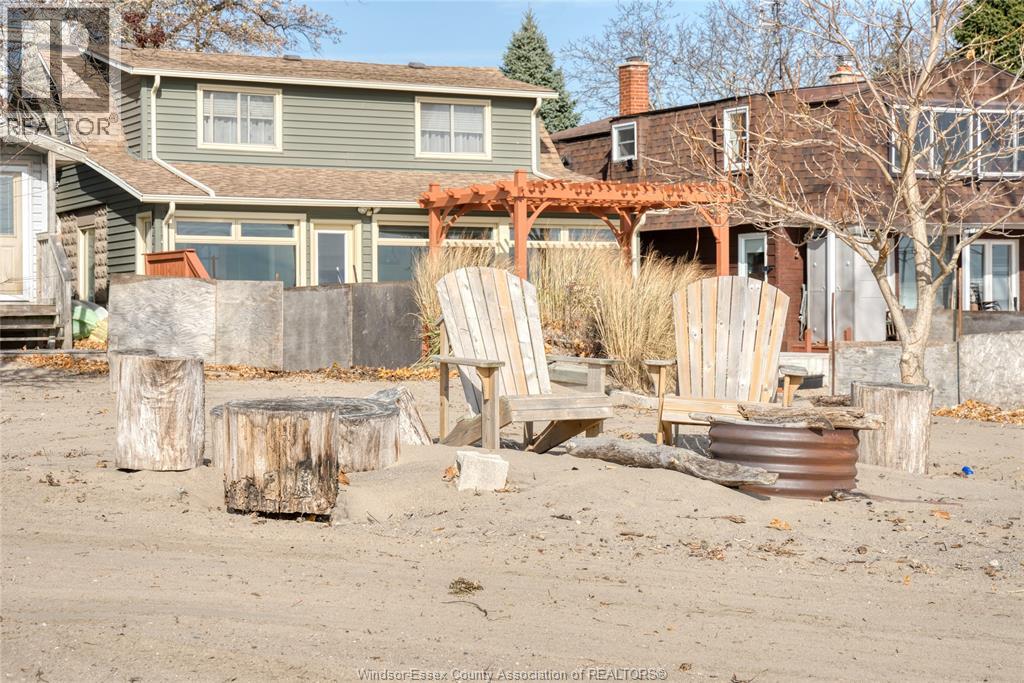 1049 HERITAGE ROAD - 32