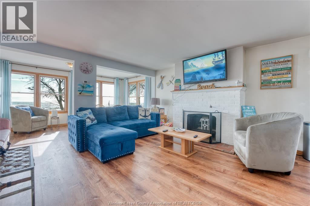 1049 HERITAGE ROAD - 8