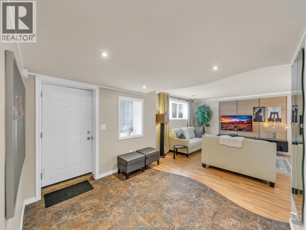 1811 NORTHWAY AVENUE - 4