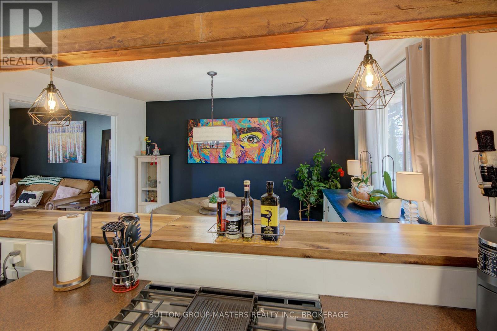 715 COLLINS BAY ROAD - 12