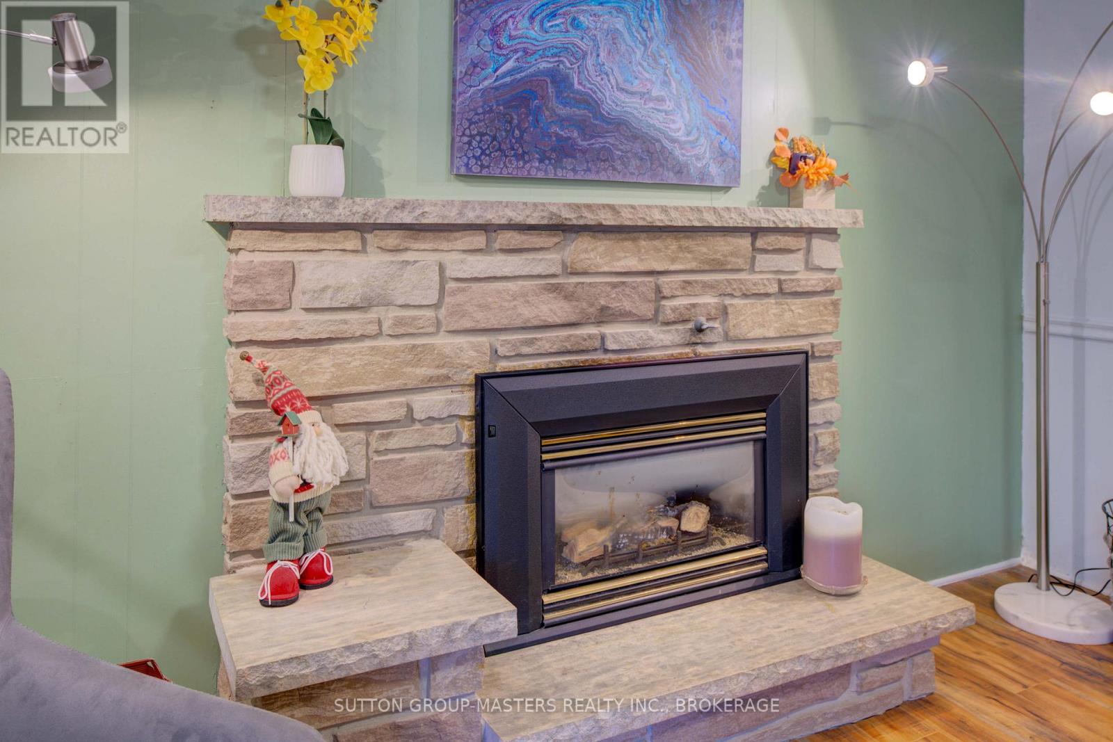 715 COLLINS BAY ROAD - 29