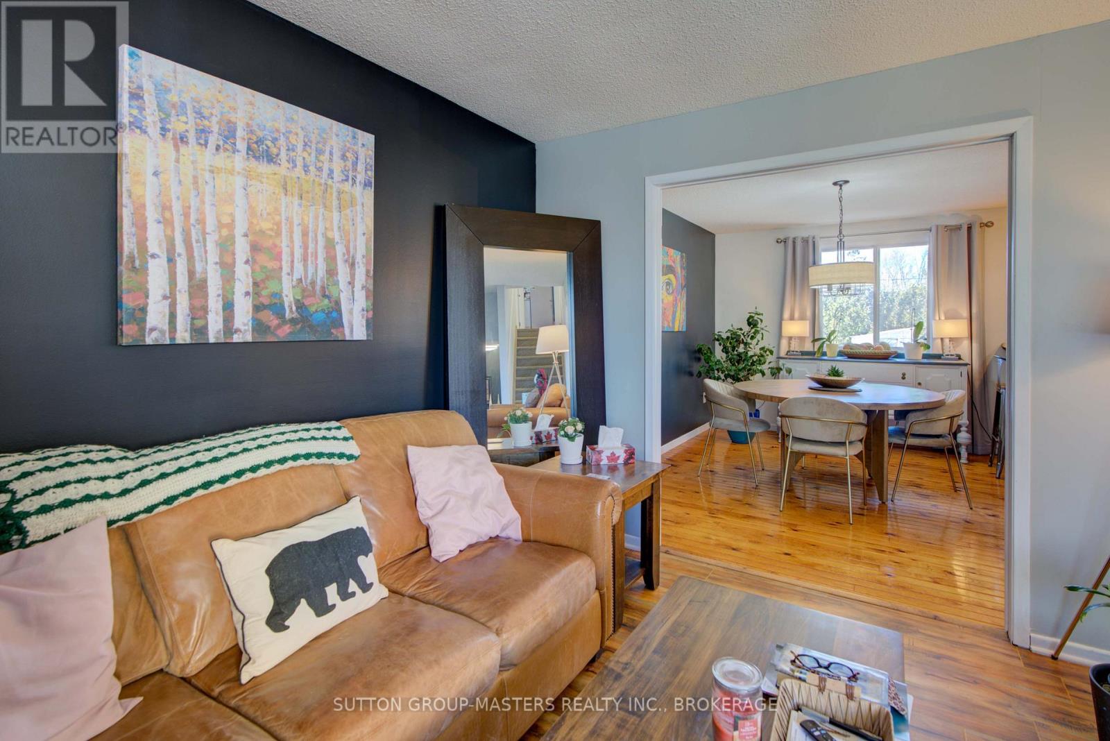 715 COLLINS BAY ROAD - 5