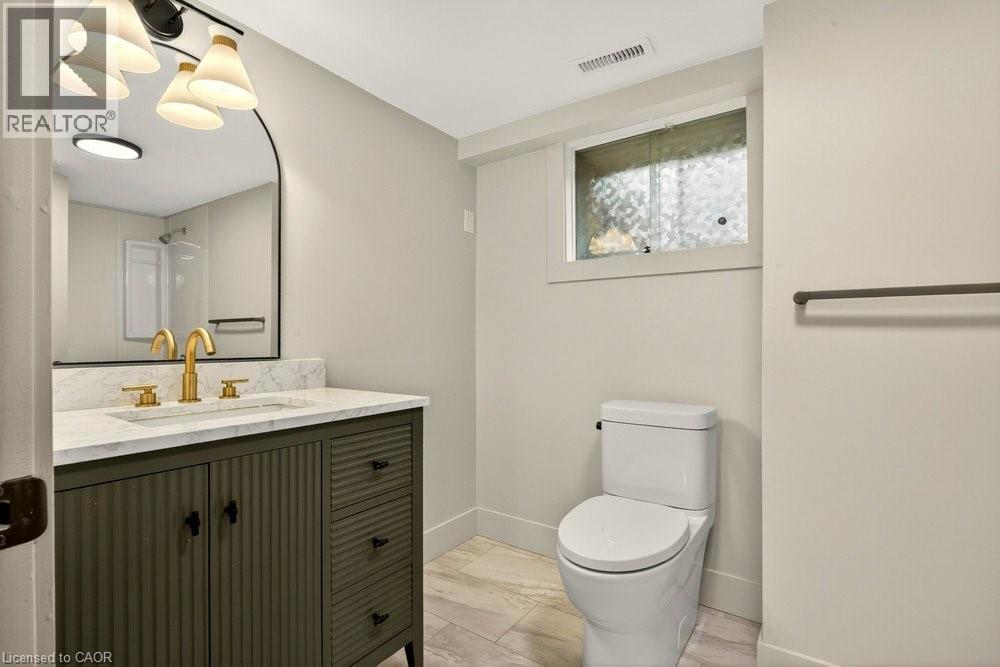 18 GARDEN Avenue - 28