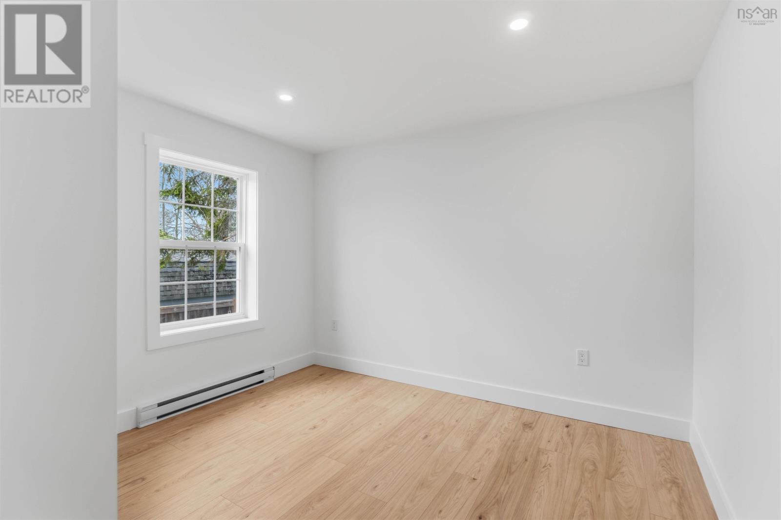 25 Brown Street - 20
