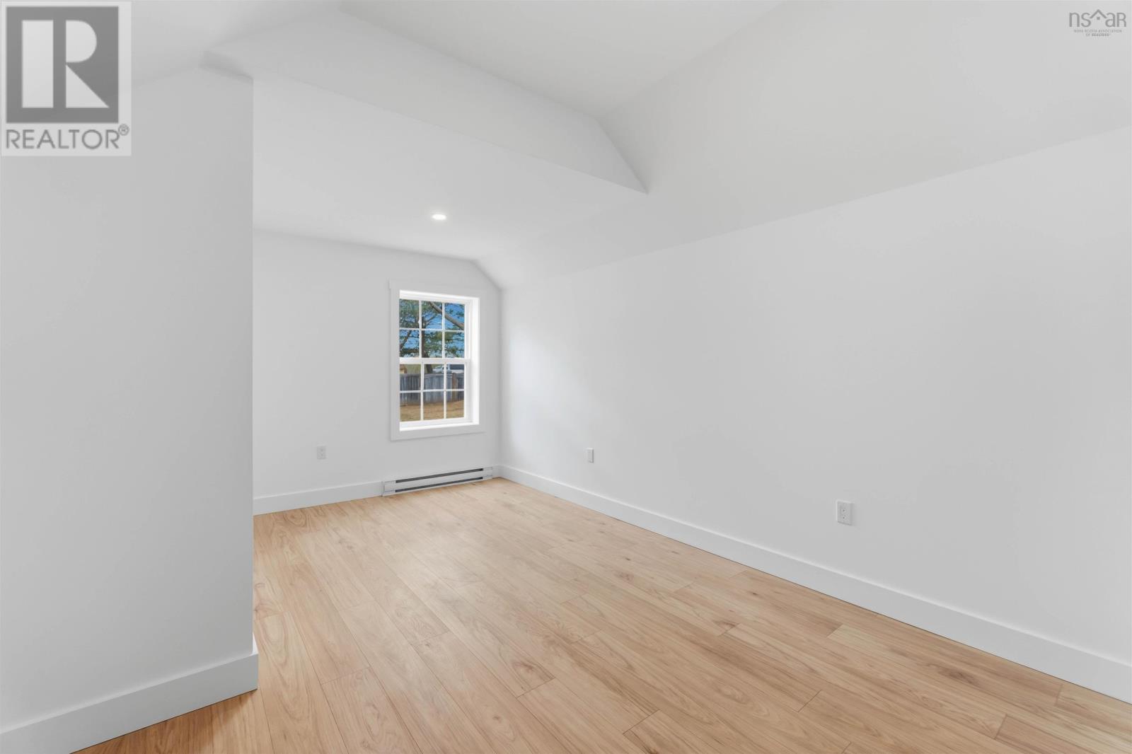 25 Brown Street - 17