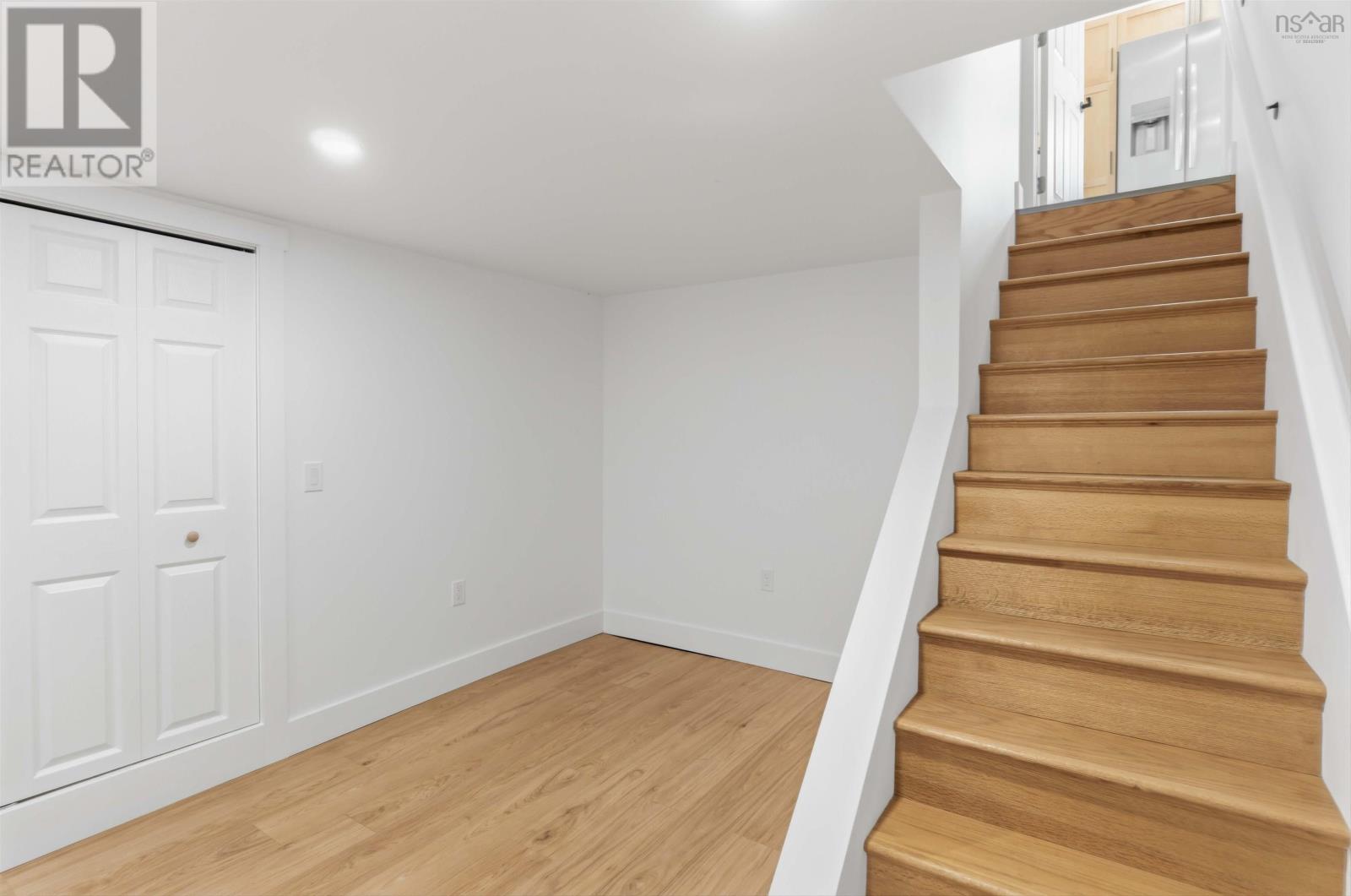 25 Brown Street - 29