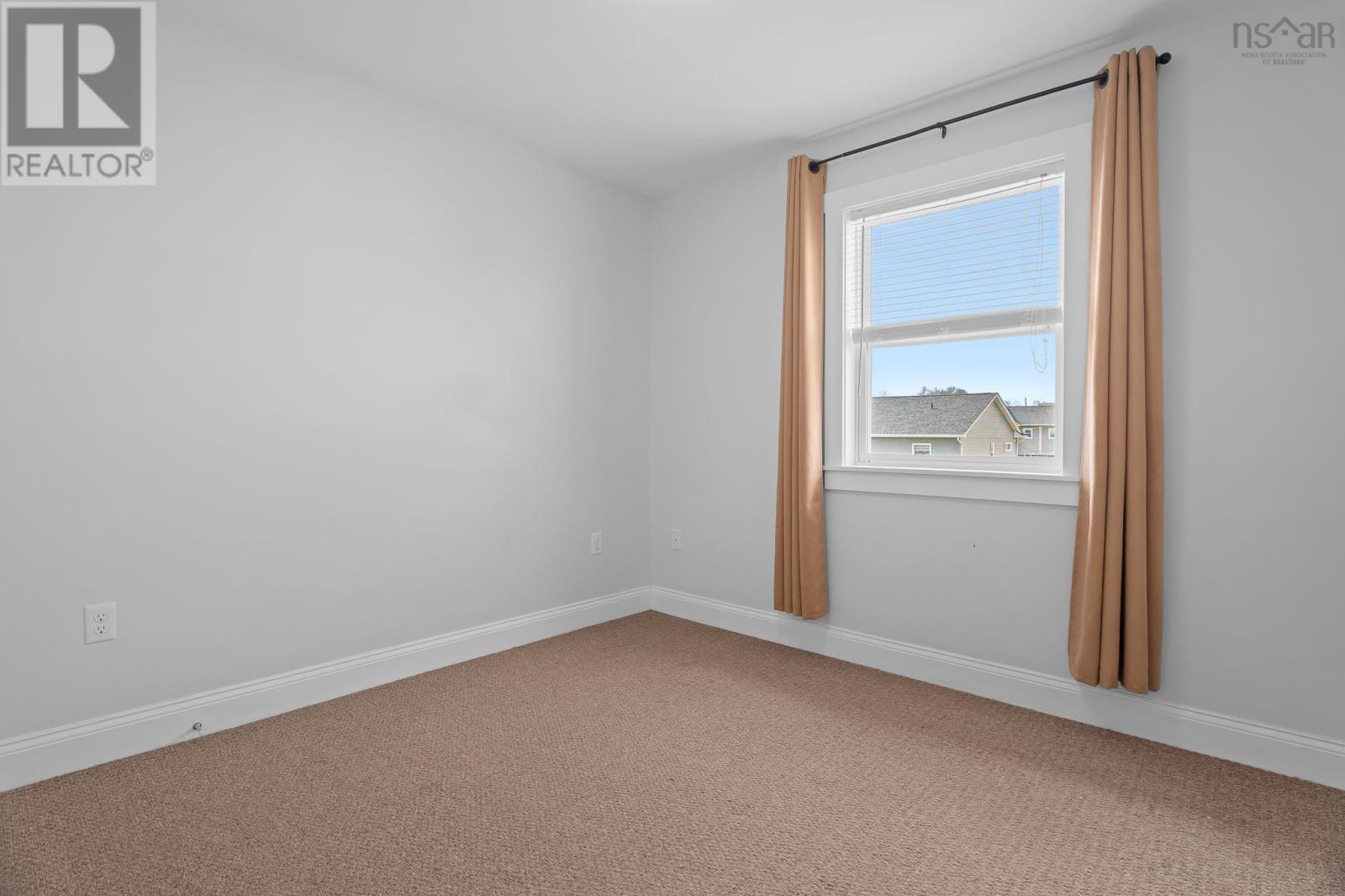 Property 2 of 46 of 12 Matchplay Court