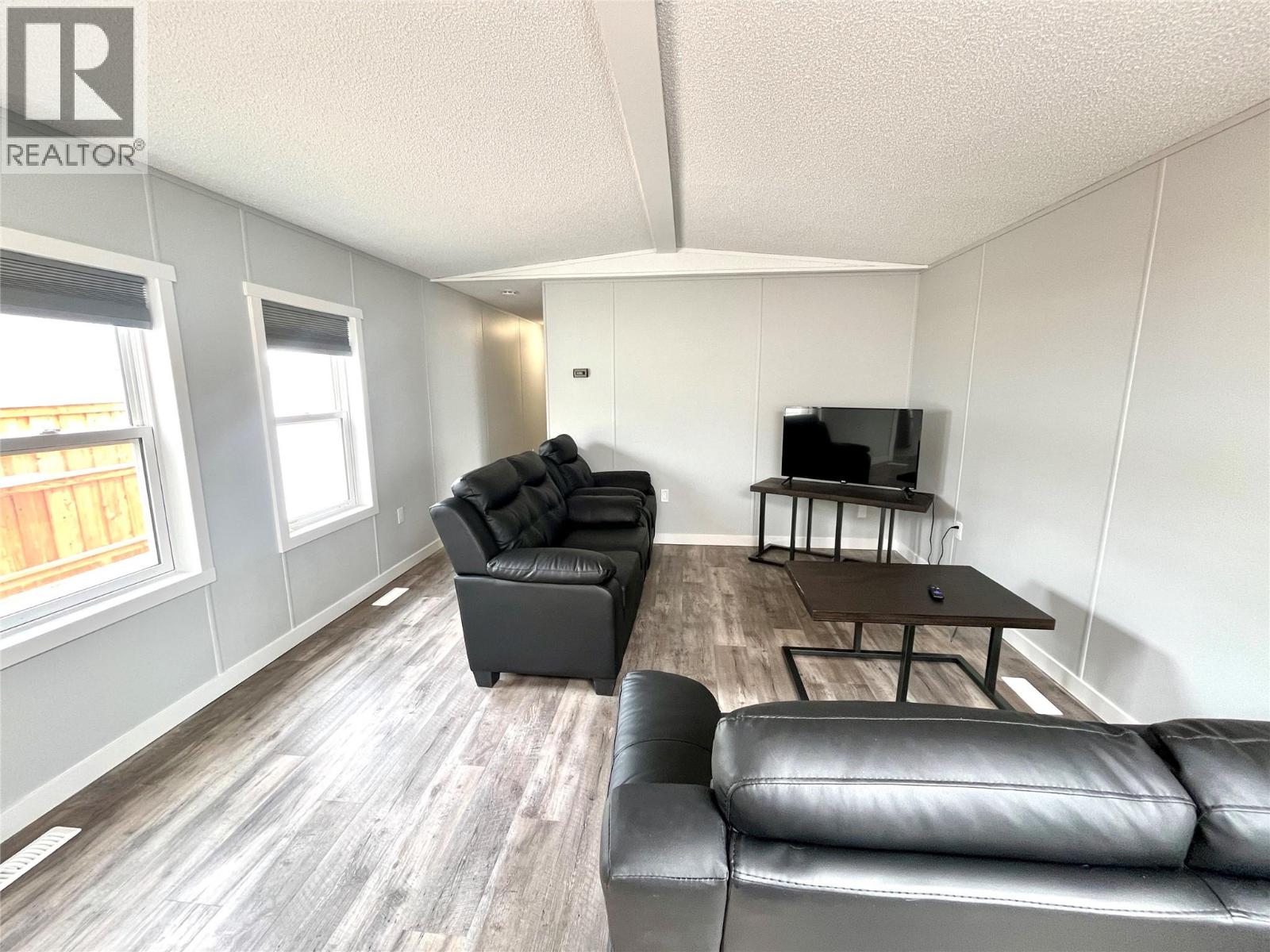 171 Meikle Avenue - 7