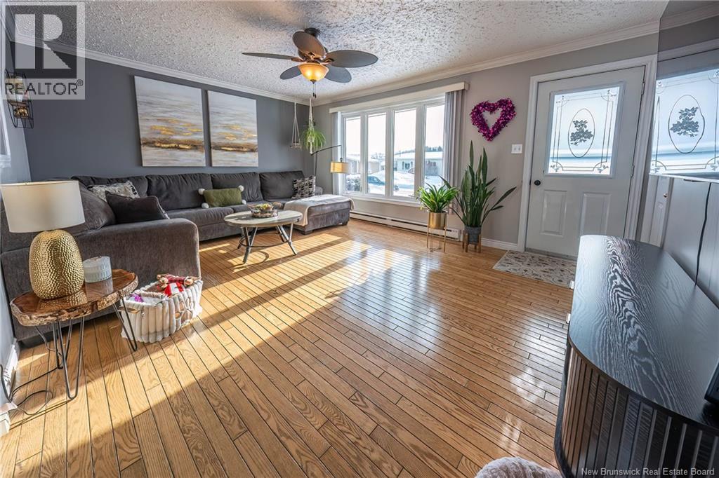 670 3ieme Avenue - 13