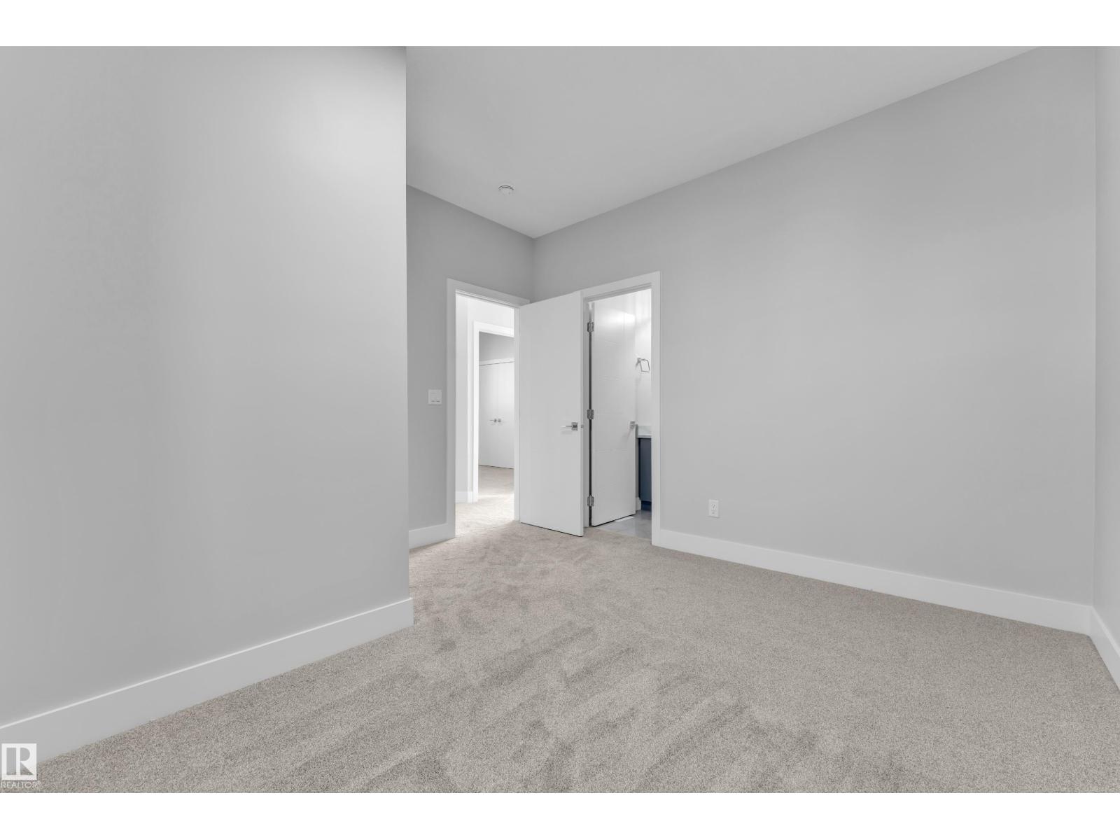 213 Crystal creek, Leduc