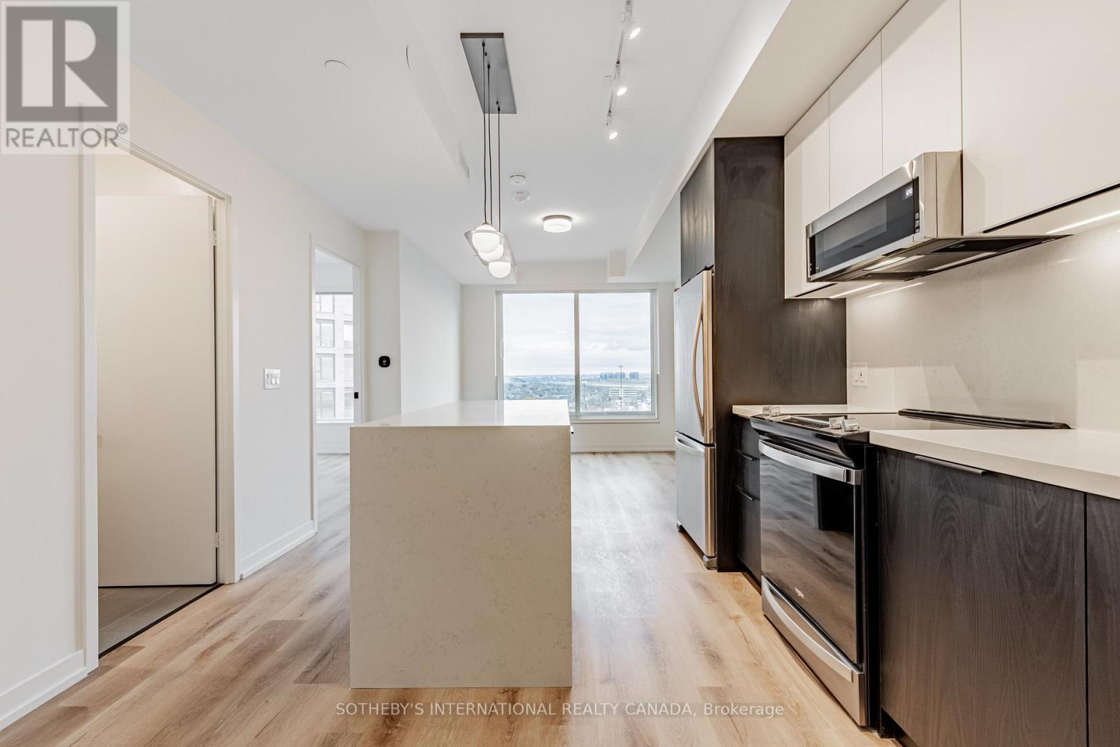 Listing photo of 505 - 5 YORK GARDEN WAY