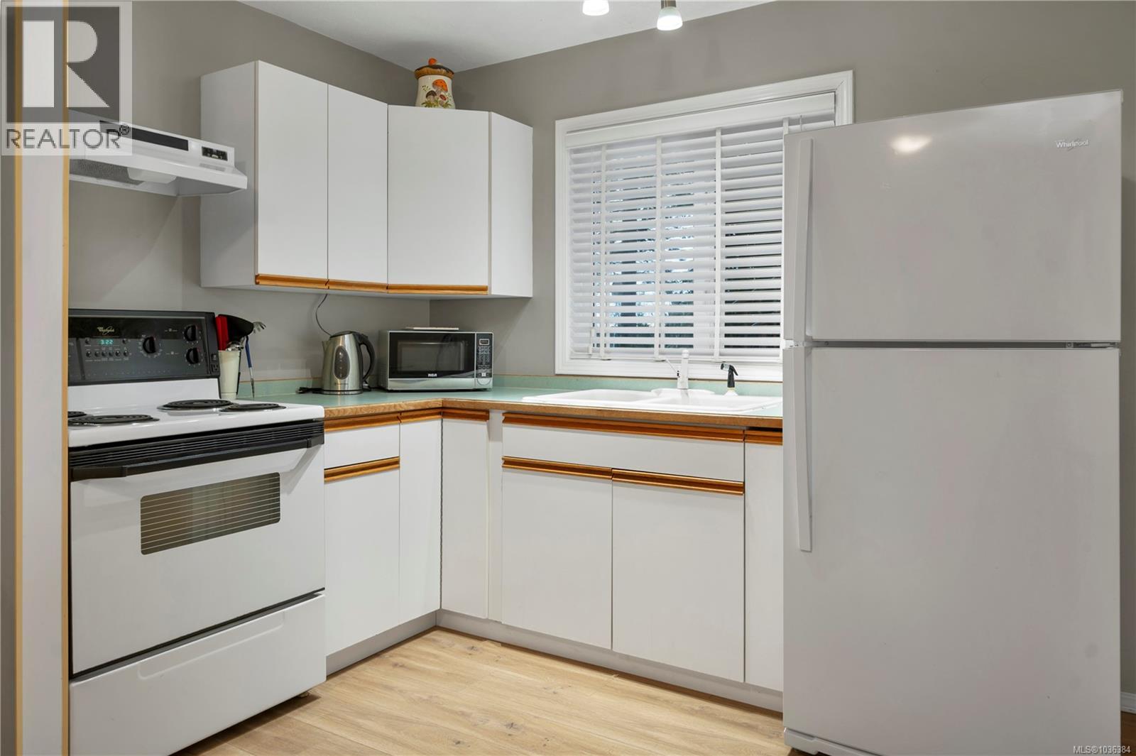 2371 Steelhead Rd - 42