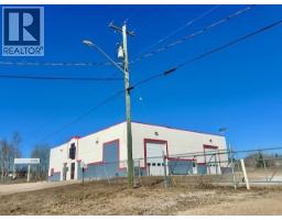 5204 48 Avenue, Fort Nelson, BC V0C1R0 Photo 17