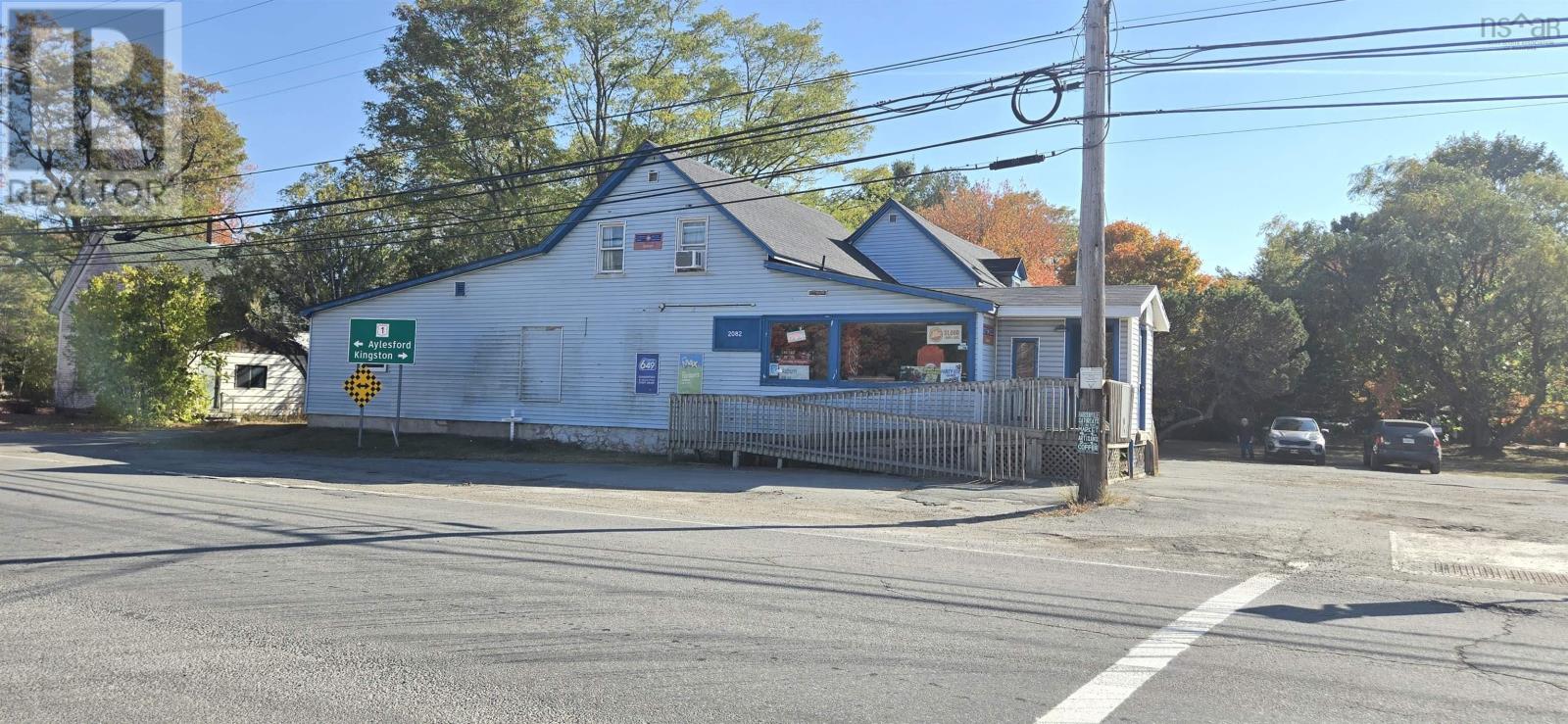 2082 Highway 1 - 2