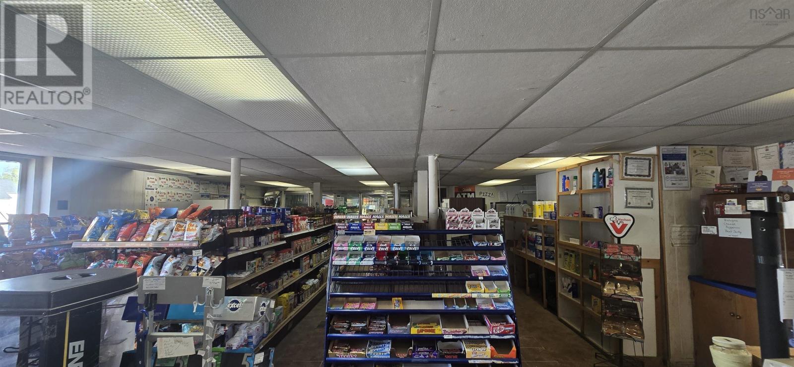 2082 Highway 1 - 5