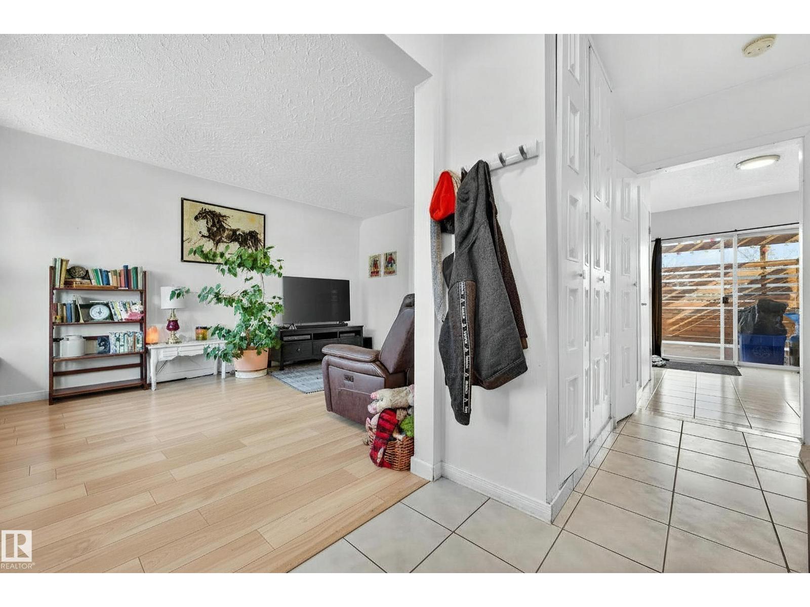 13620 119 AV NW - Image 2