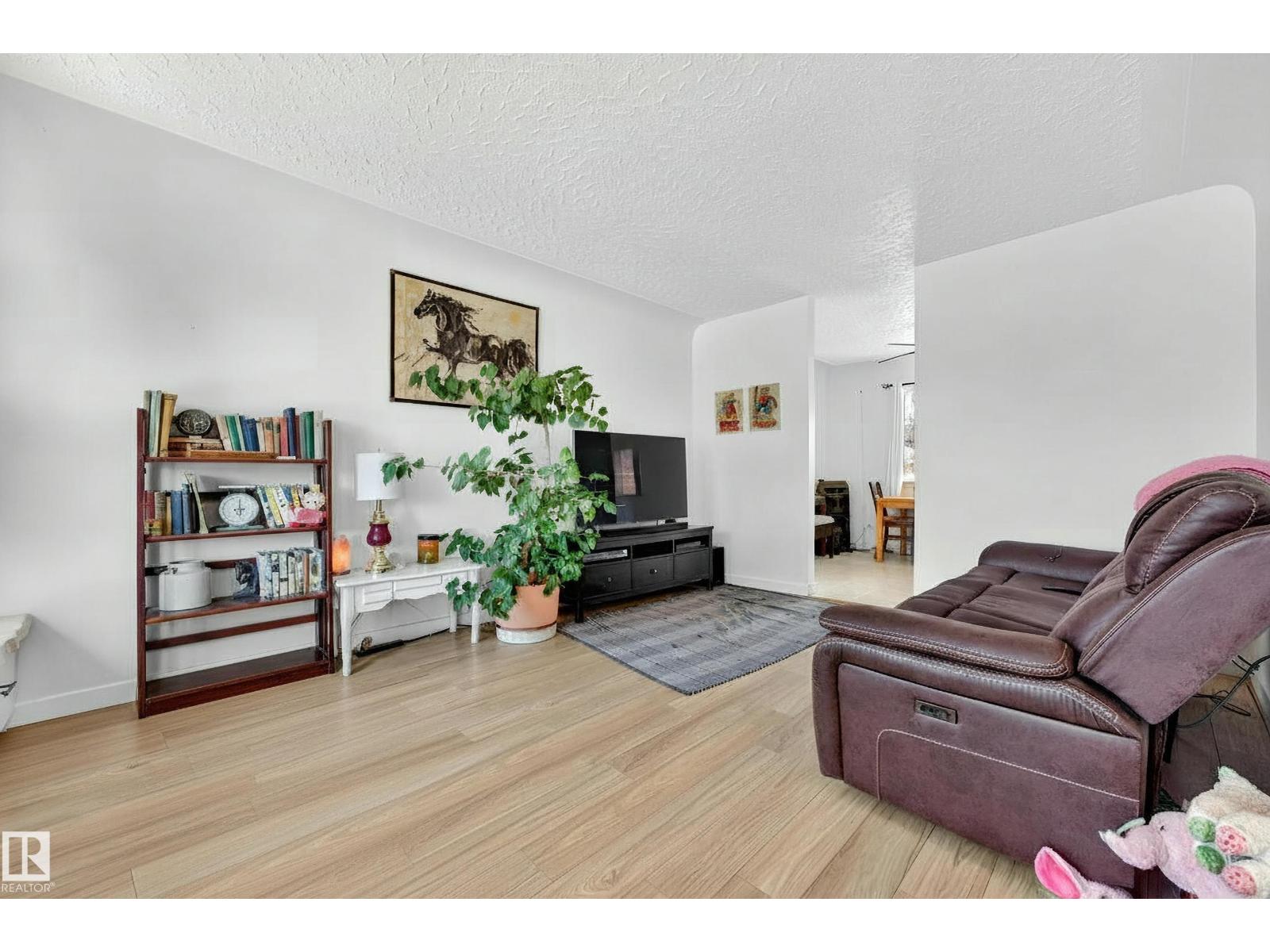 13620 119 AV NW - Image 3