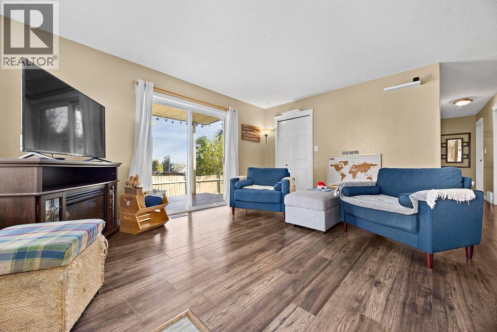4 167 Cliffview Drive, Enderby