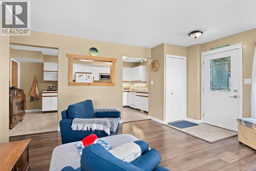 4 167 Cliffview Drive, Enderby