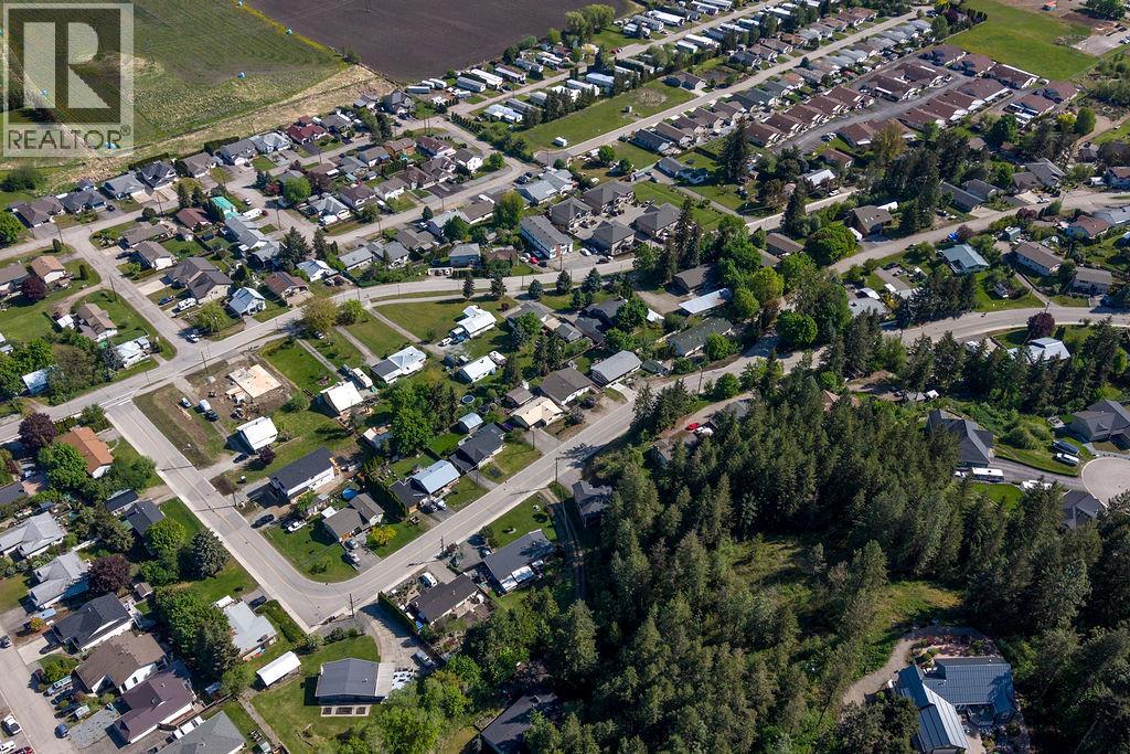 4 167 Cliffview Drive, Enderby