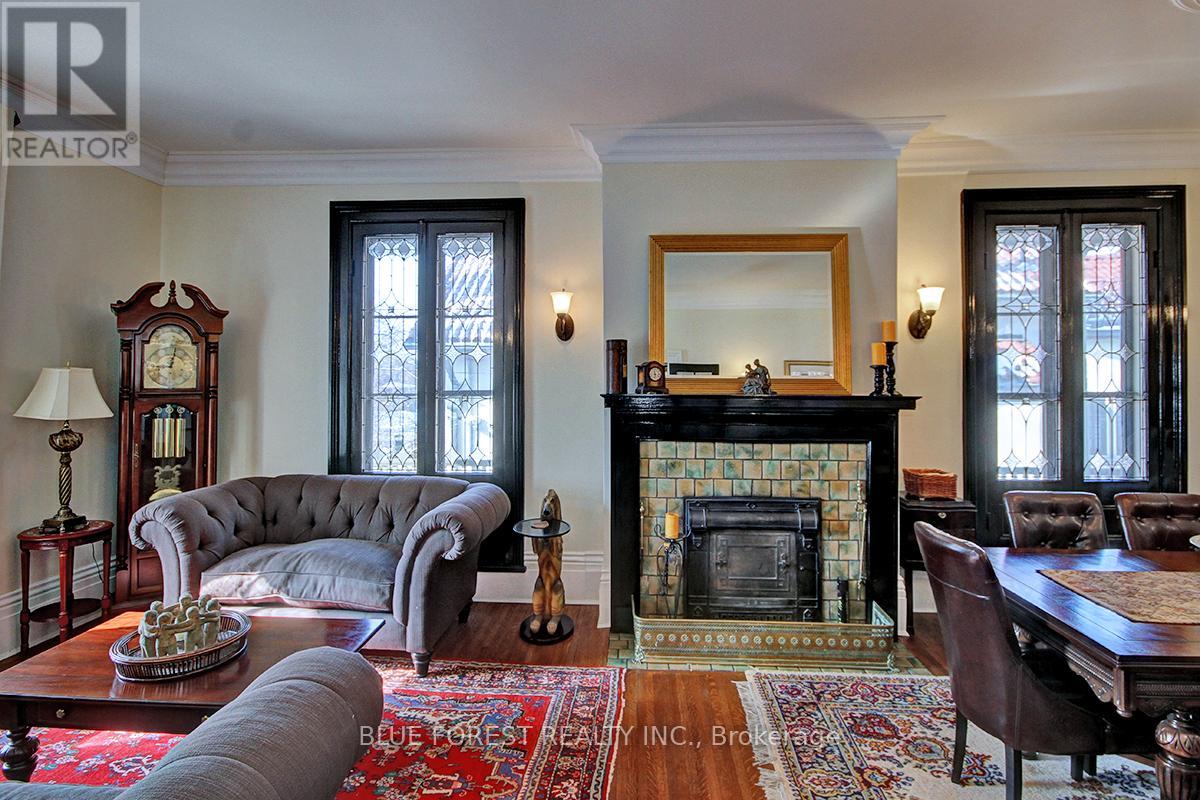 274 HURON STREET - 12