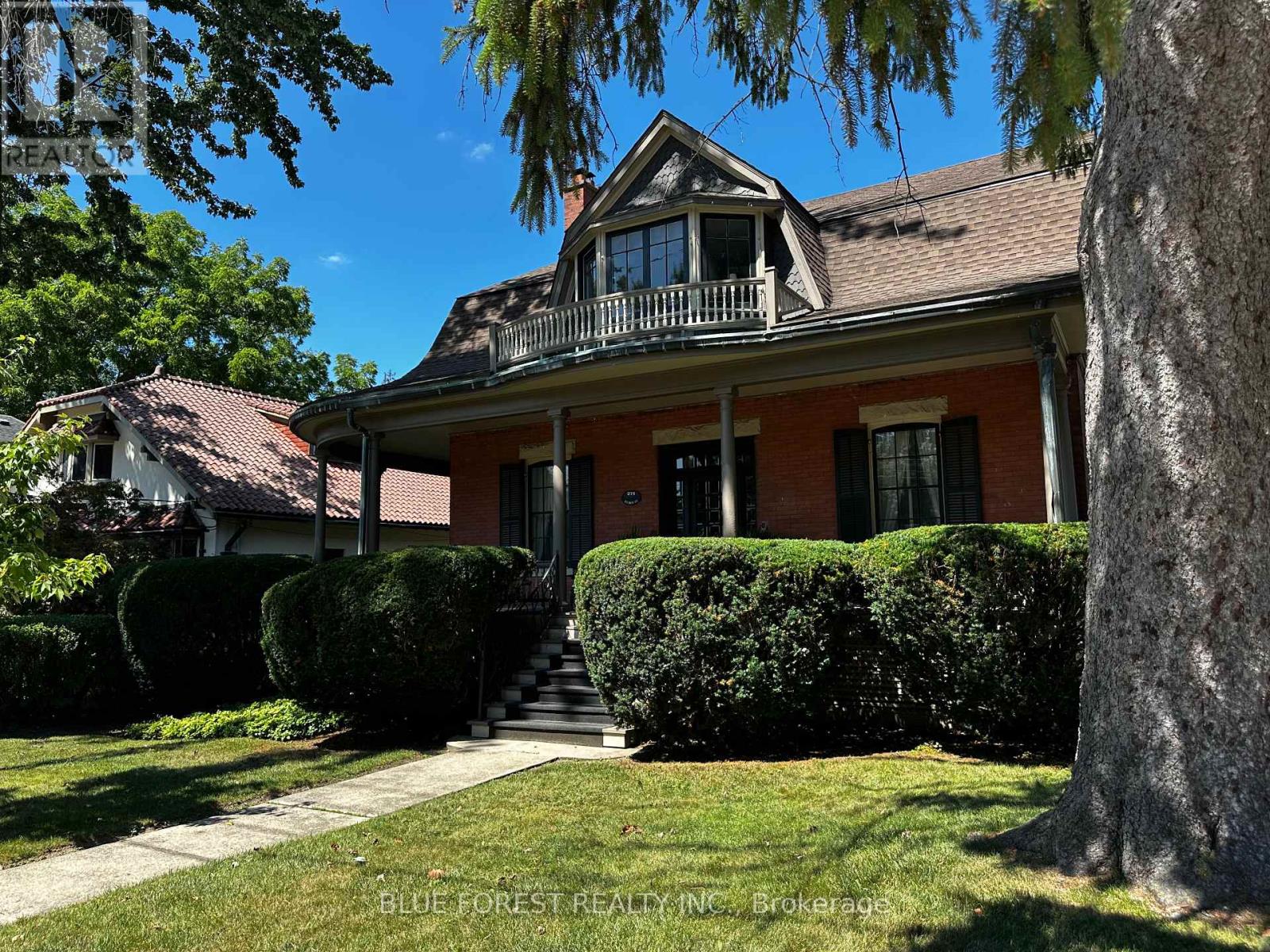 274 HURON STREET - 3