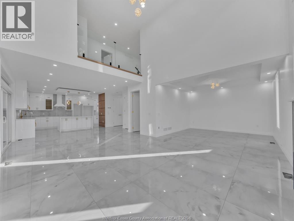 3672 Sutton AVENUE - 16