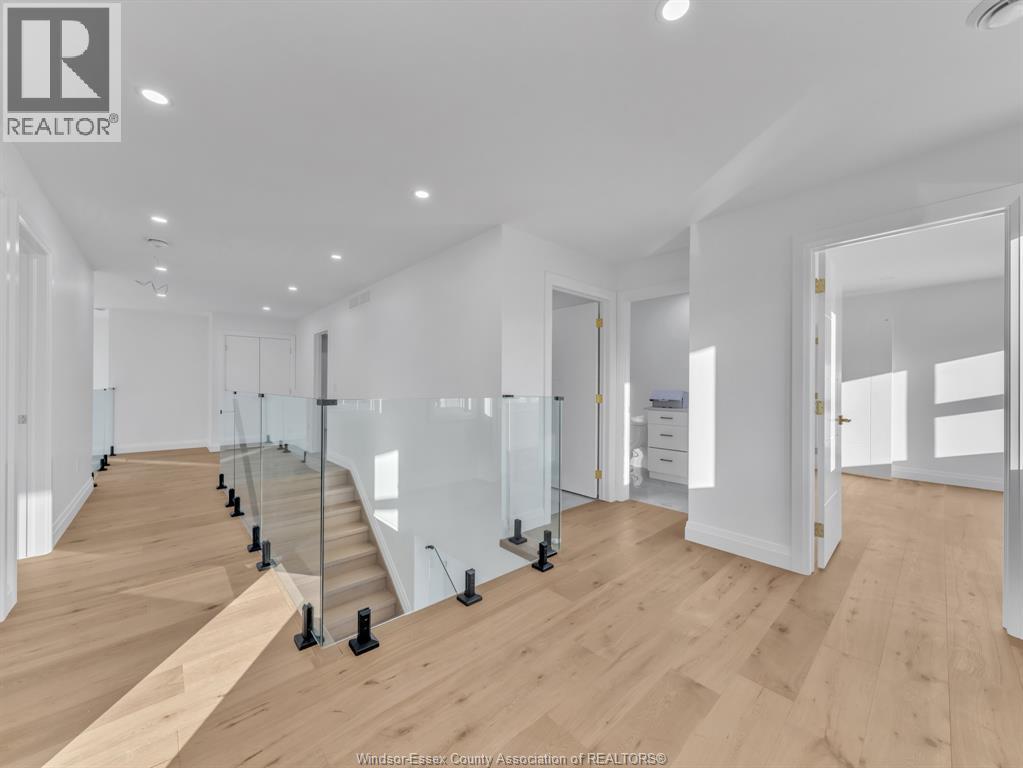 3672 Sutton AVENUE - 20