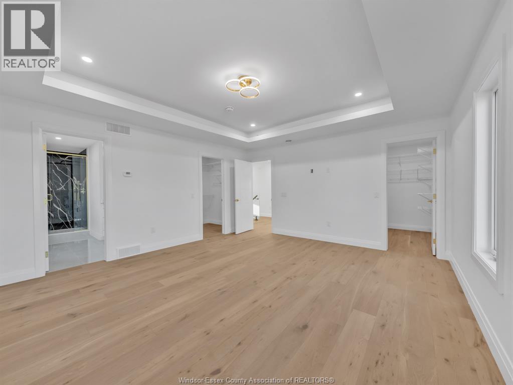3672 Sutton AVENUE - 22
