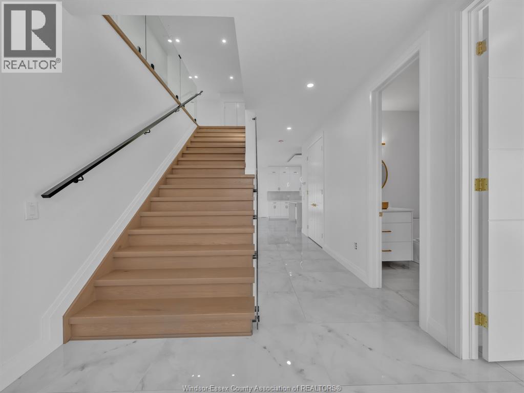 3672 Sutton AVENUE - 6