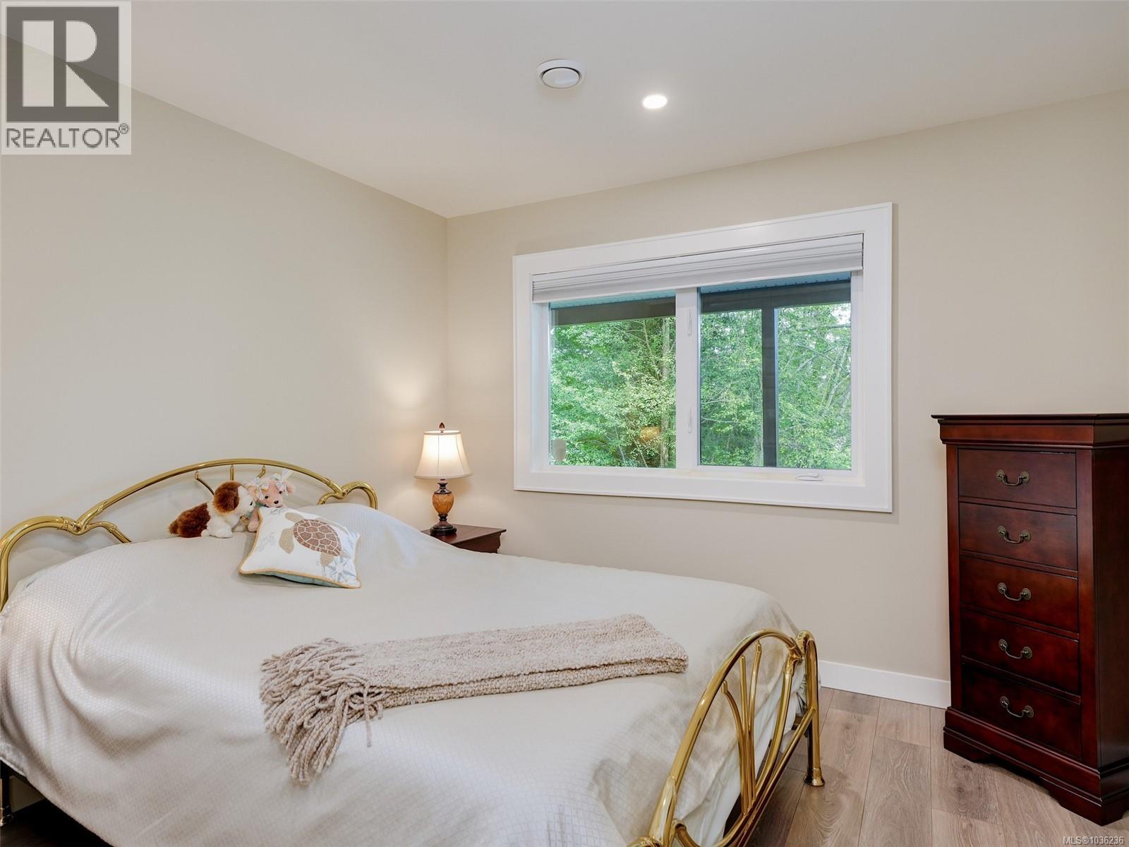5155 Lochside Dr - 31